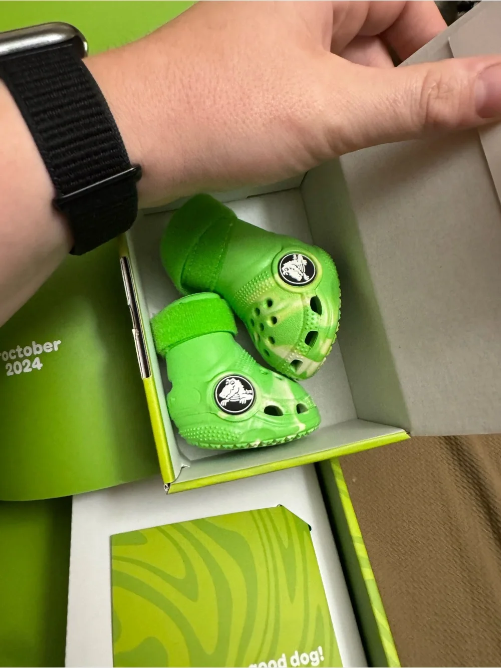 Bark Lime Green Swirl Box